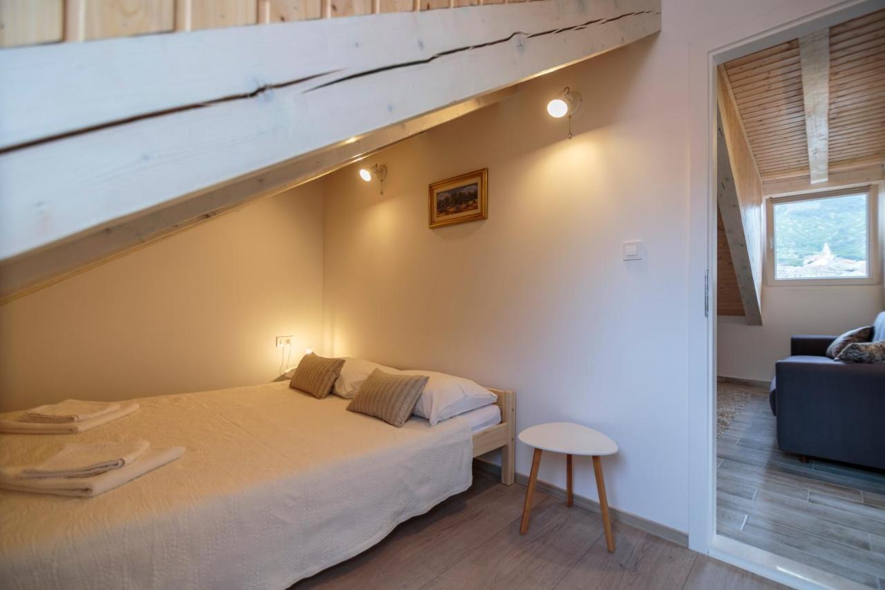Apartments Bepi Komiza Luaran gambar